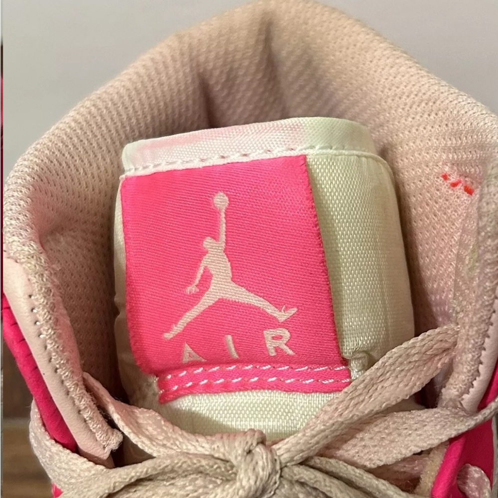 Nike Air Jordan‎ 1 Mid Fierce Pink size 7 Barbie Sneakers shoes - Picture 7 of 15